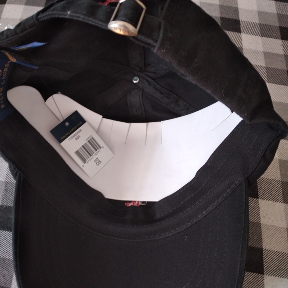 Men cap - Picture 2 of 3